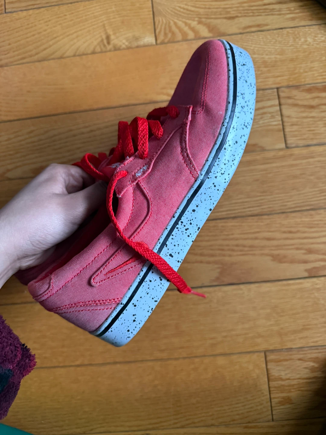 Red/Pink Nike Skate Sneakers W9.5 - photo 2