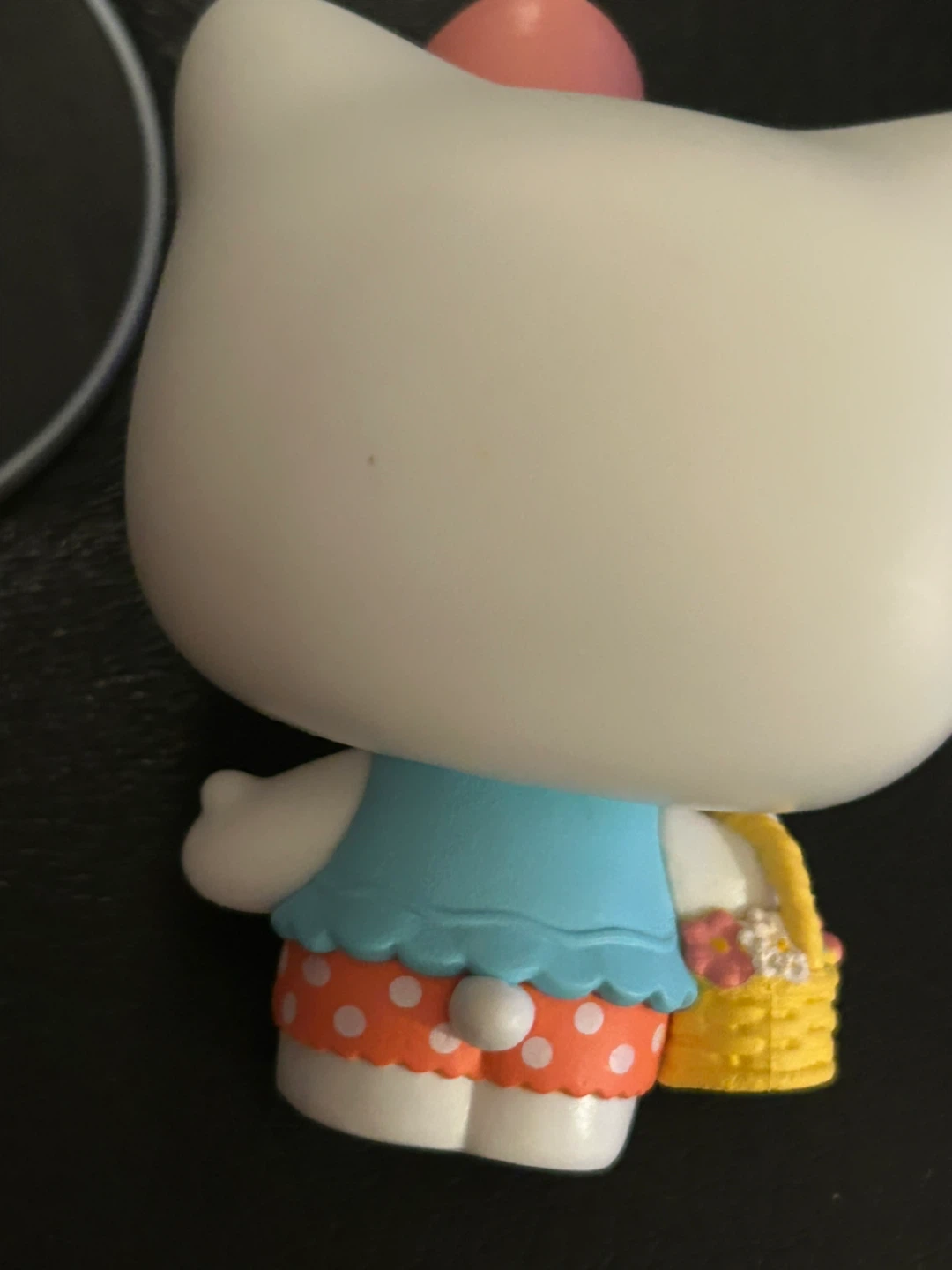 Hello Kitty Figure with Basket - photo 2