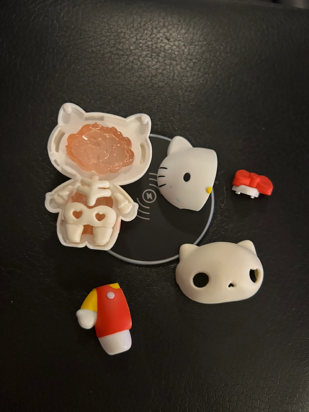 Hello Kitty Anatomy Model Figure - photo 2