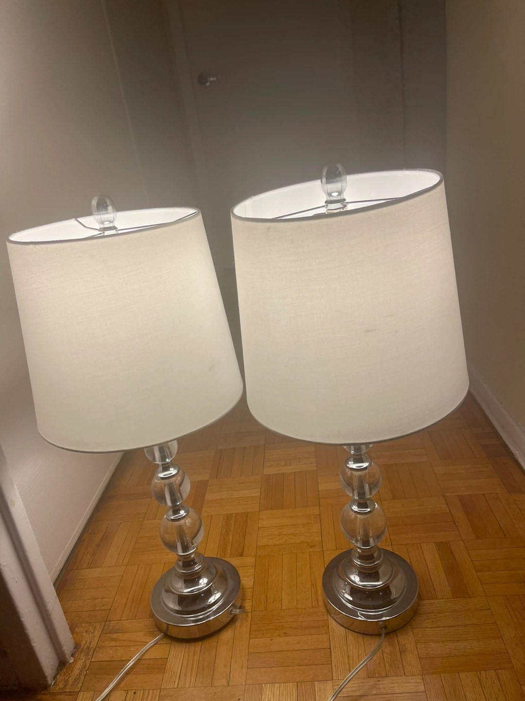 Pair of White Drum Shade Table Lamps - photo 4