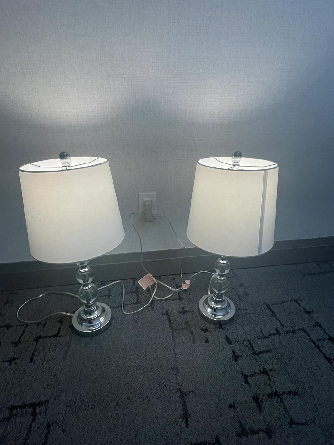 Pair of White Drum Shade Table Lamps - photo 5