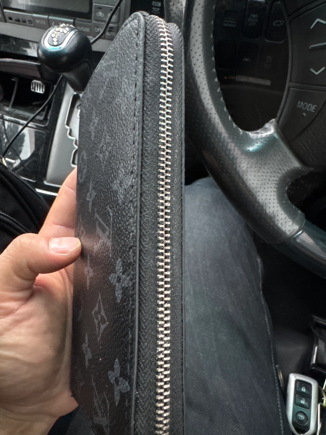 Louis Vuitton Zipped Organizer Wallet - photo 2