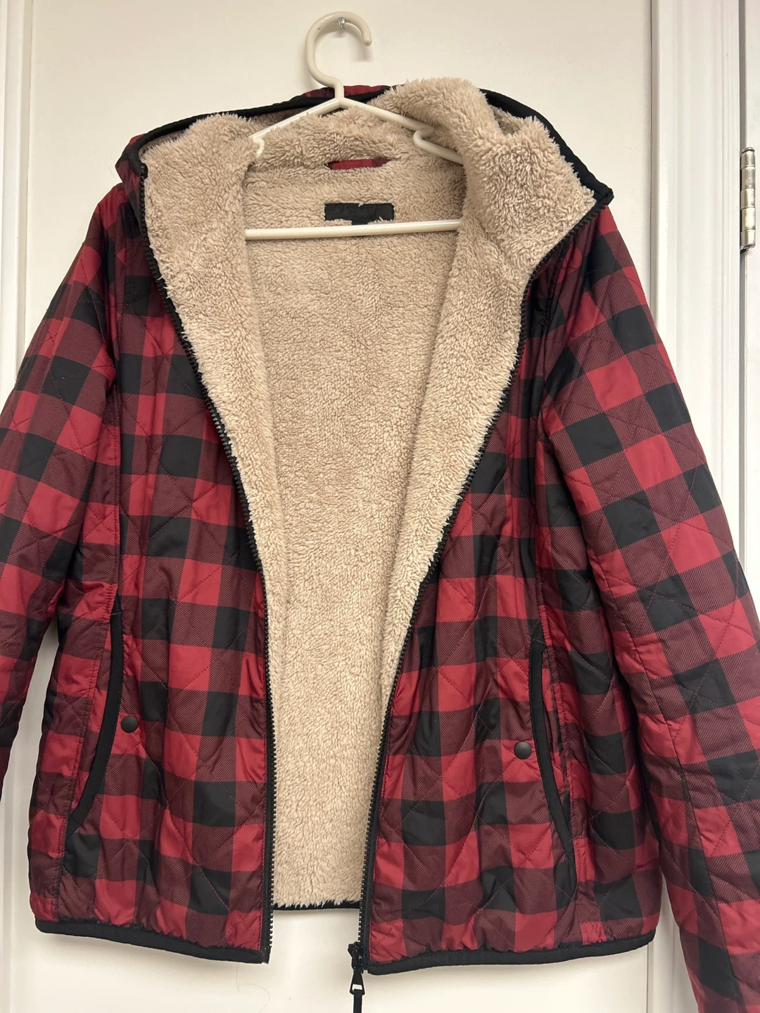 Quilted buffalo plaid sherpa lined hooded jacket - photo 3