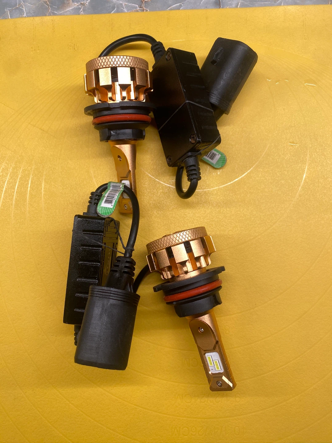 AUXBEAM 9004 LED Headlight Bulbs - photo 2