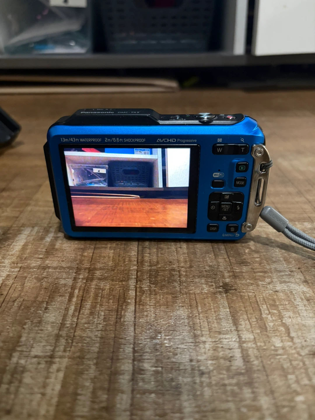 Panasonic Lumix DMC-FT5 16.1 Camera - photo 4