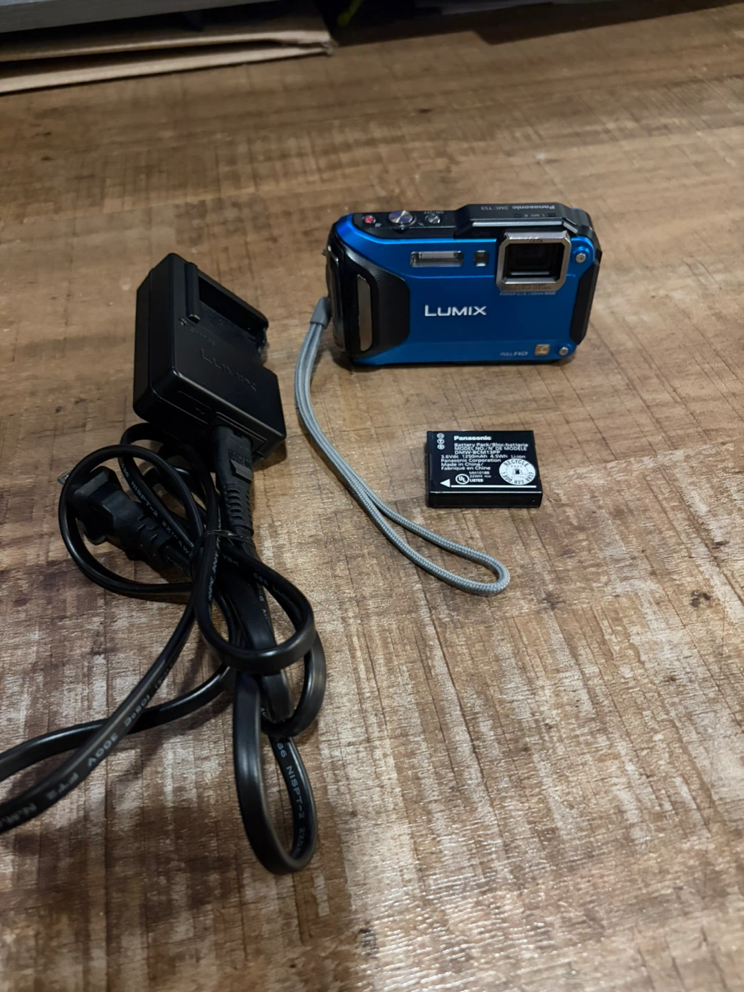Panasonic Lumix DMC-FT5 16.1 Camera