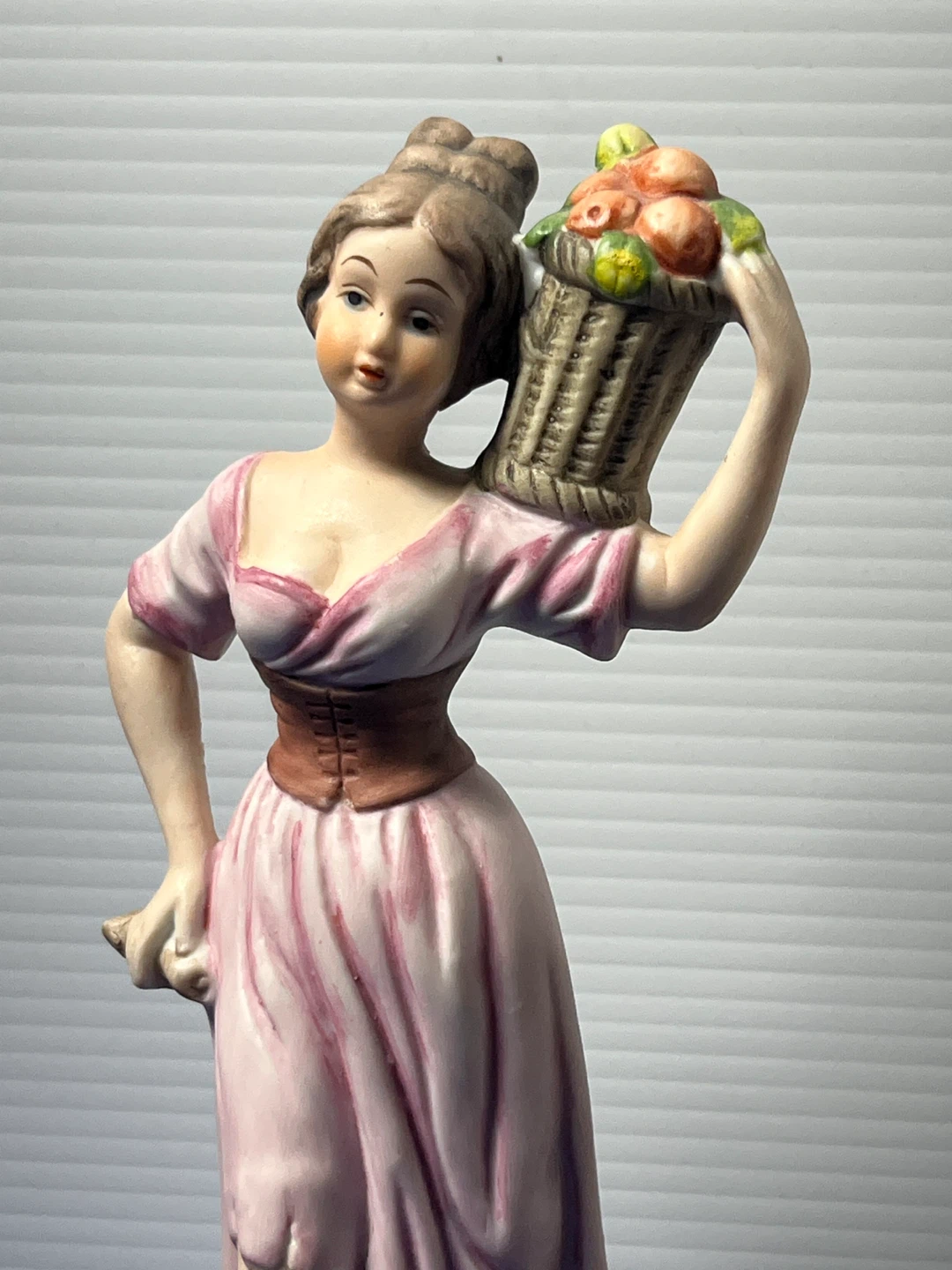 2 Vintage Figurines - Boy with Berries & Girl with Fruit Basket - photo 2