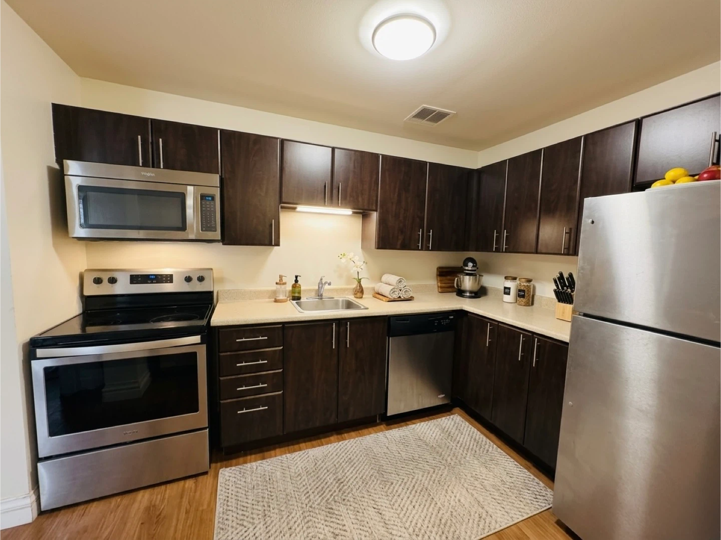 1 Bedroom for Rent in a 2BHK Apartment – Available May 1, 2026 - photo 3