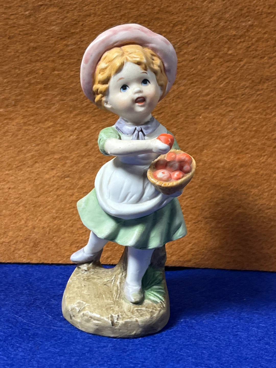 Vintage Bisque Porcelain Figurines - photo 4