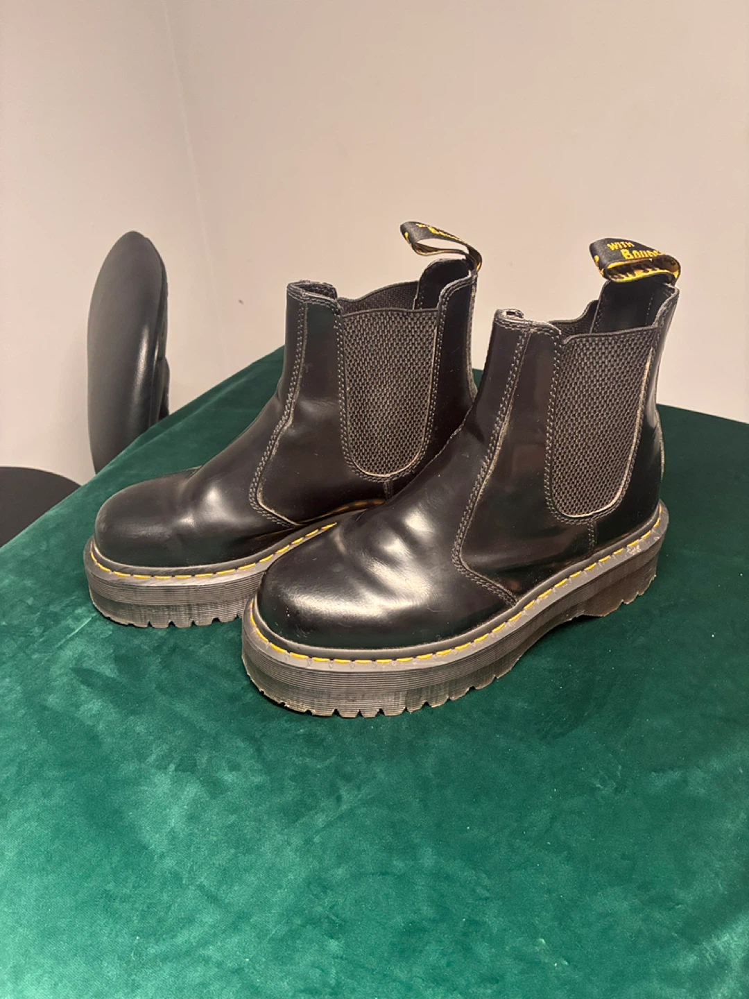 Dr. Martens 2976 Quad Platform Chelsea Boots Black