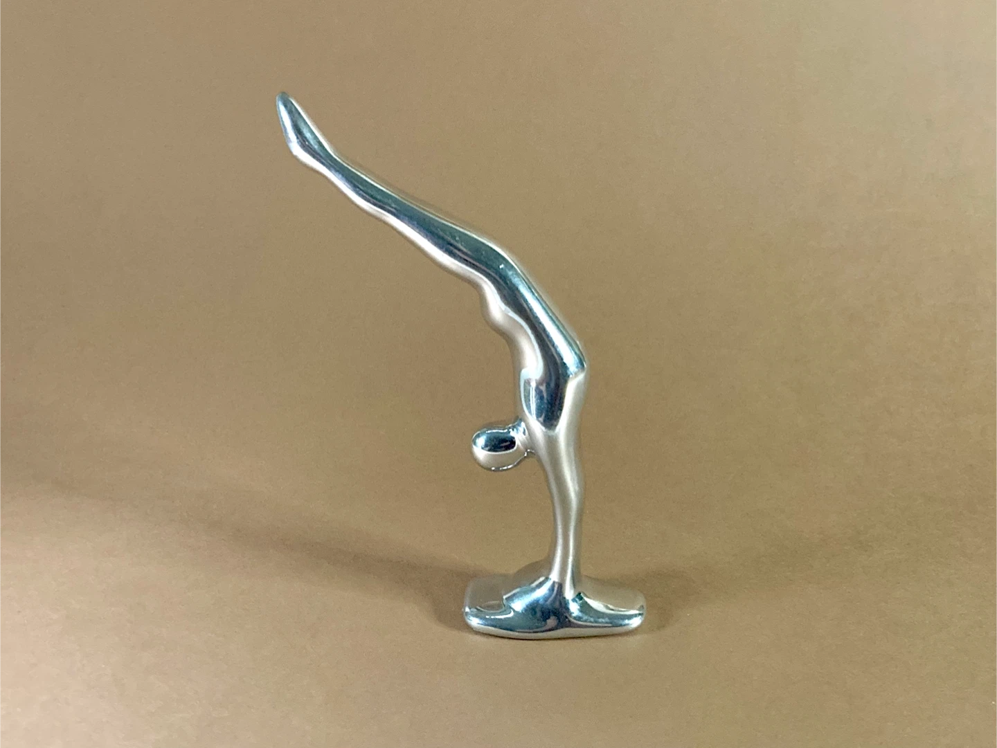 Cast Aluminum Diver/Gymnast Figure - photo 2