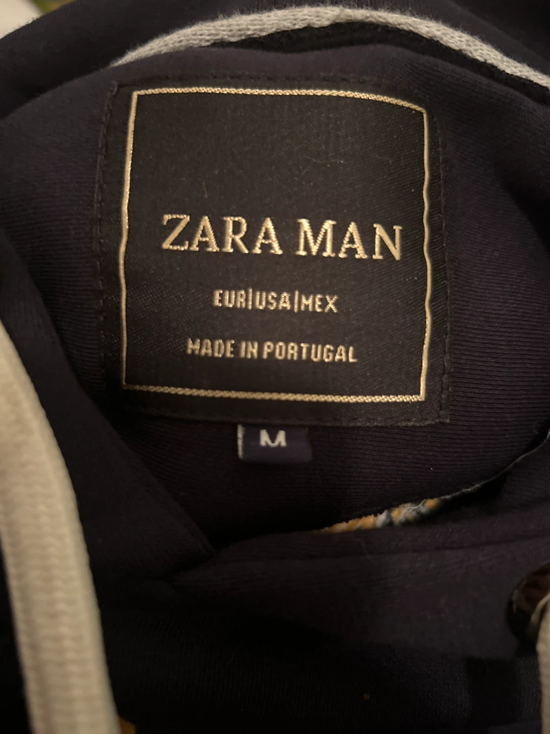 Zara Man Navy Hoodie with Embroidered Dragon Design - photo 5