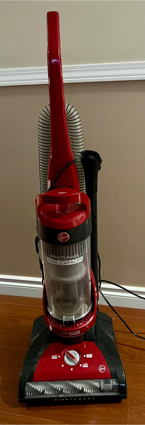 Hoover WindTunnel MAX CAPACITY Vacuum Cleaner