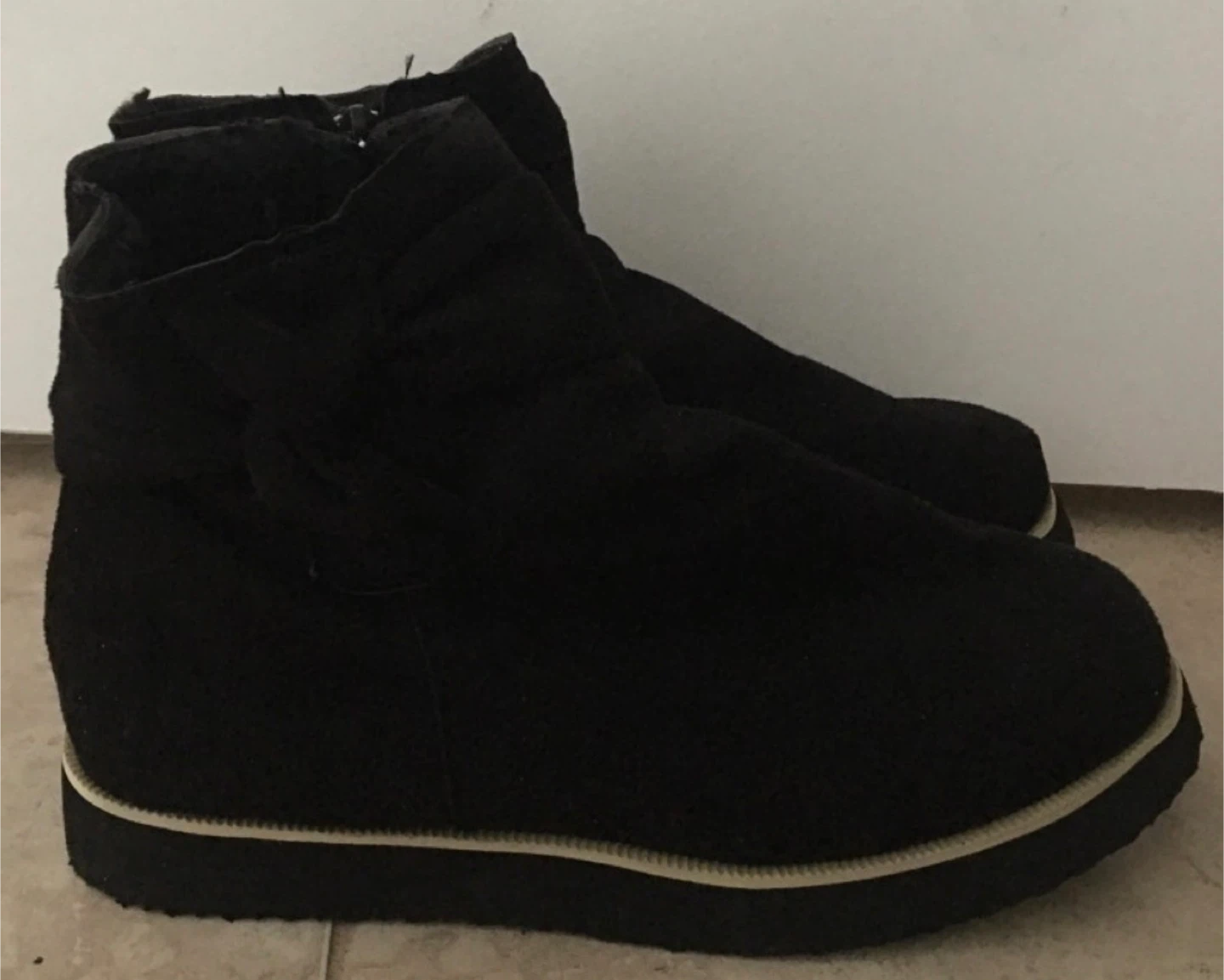 Black Boots - Size 9 (New)