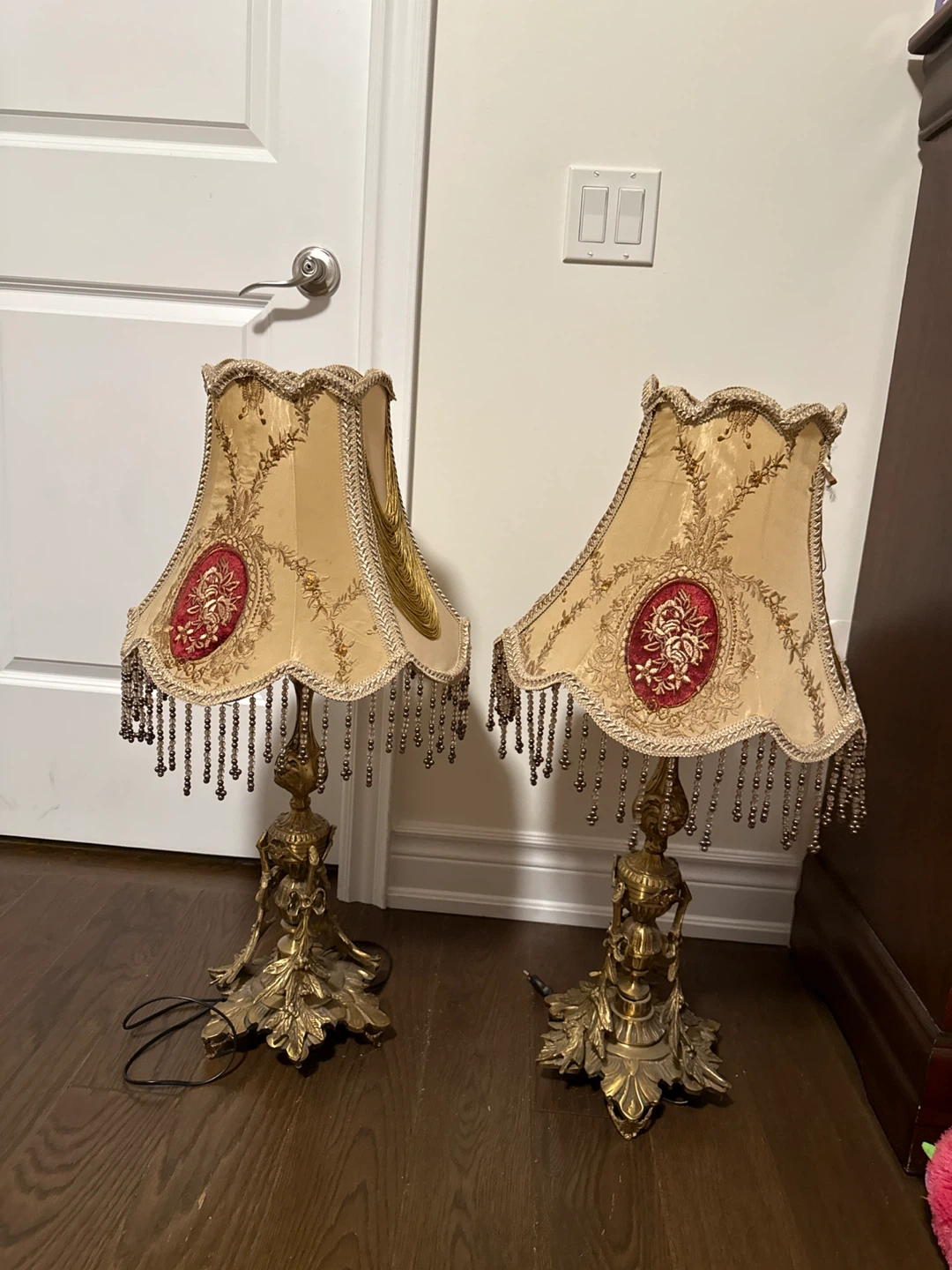 Vintage Ornate Table Lamps - Pair - photo 2