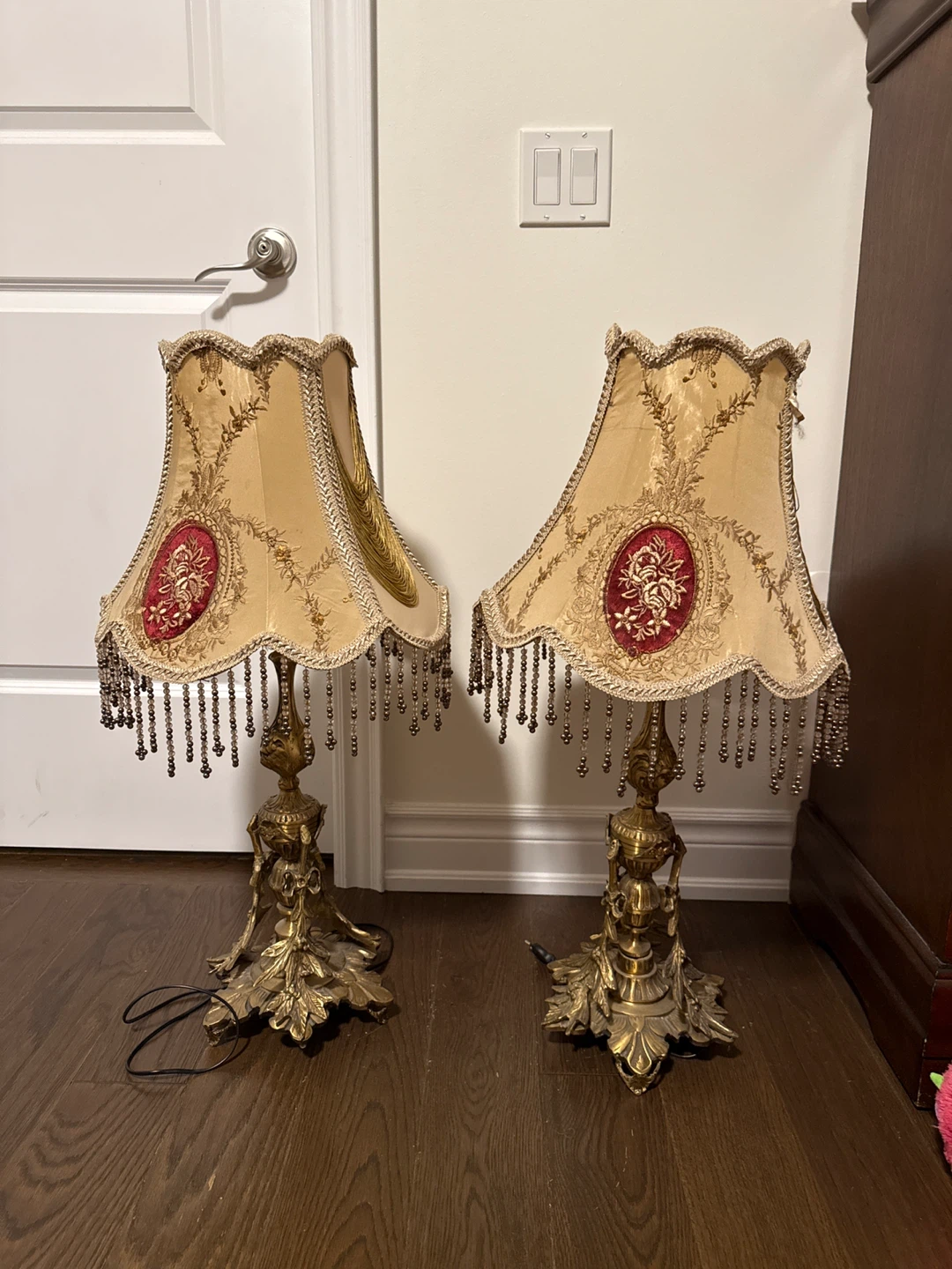 Vintage Ornate Table Lamps - Pair - photo 3