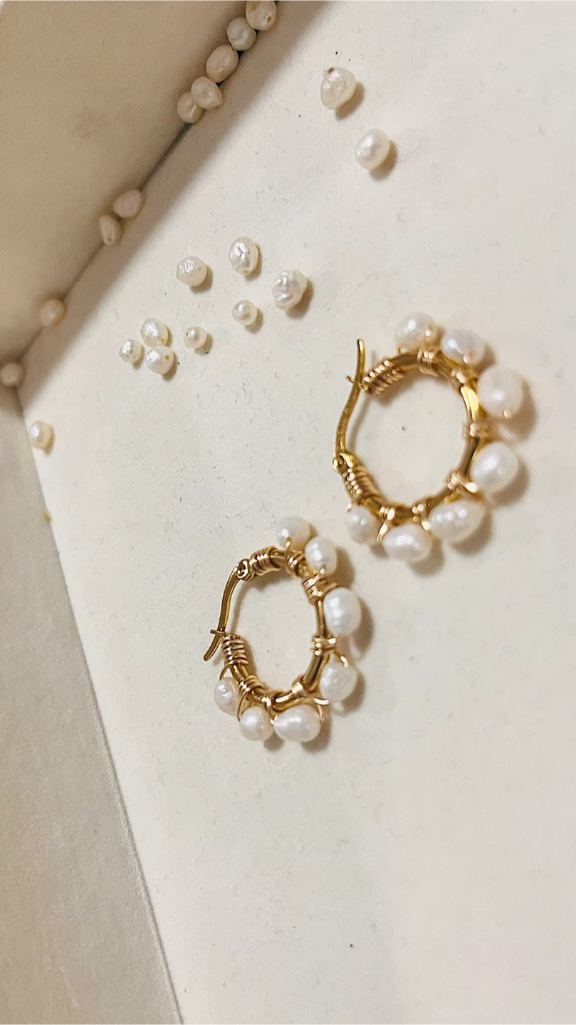 Gold tone hoop earrings with pearls and blue beads - photo 2