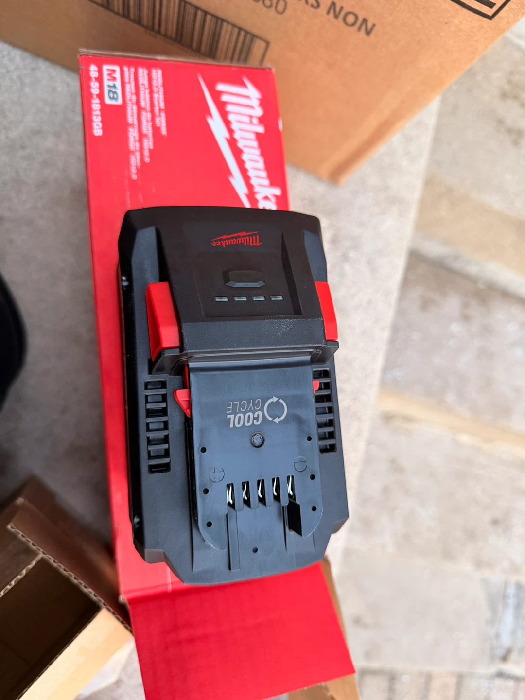 Milwaukee M18 REDLITHIUM FORGE HD12.0 Battery - photo 4