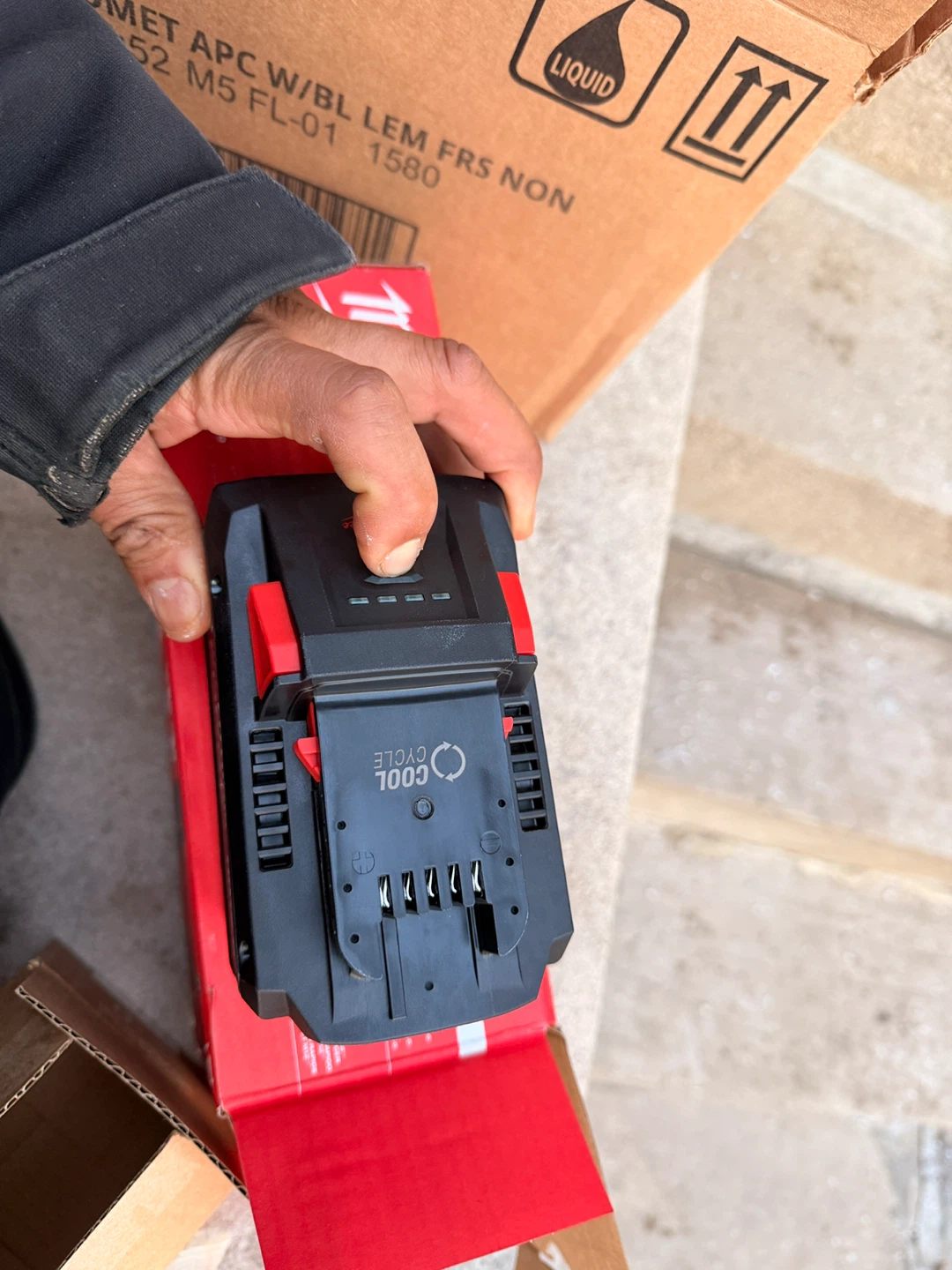 Milwaukee M18 REDLITHIUM FORGE HD12.0 Battery - photo 3