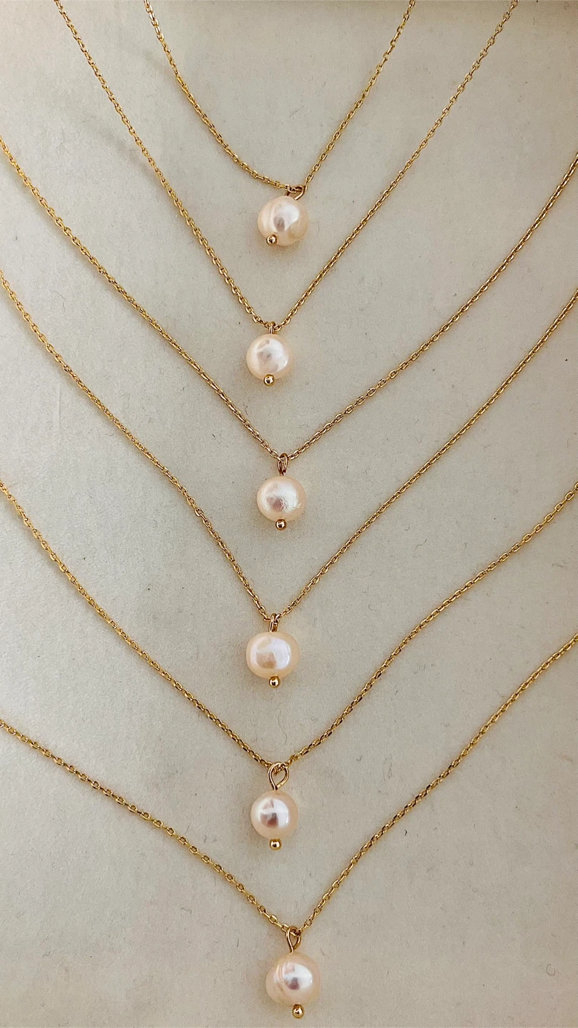 Gold Chain Necklace with Pearl Pendant