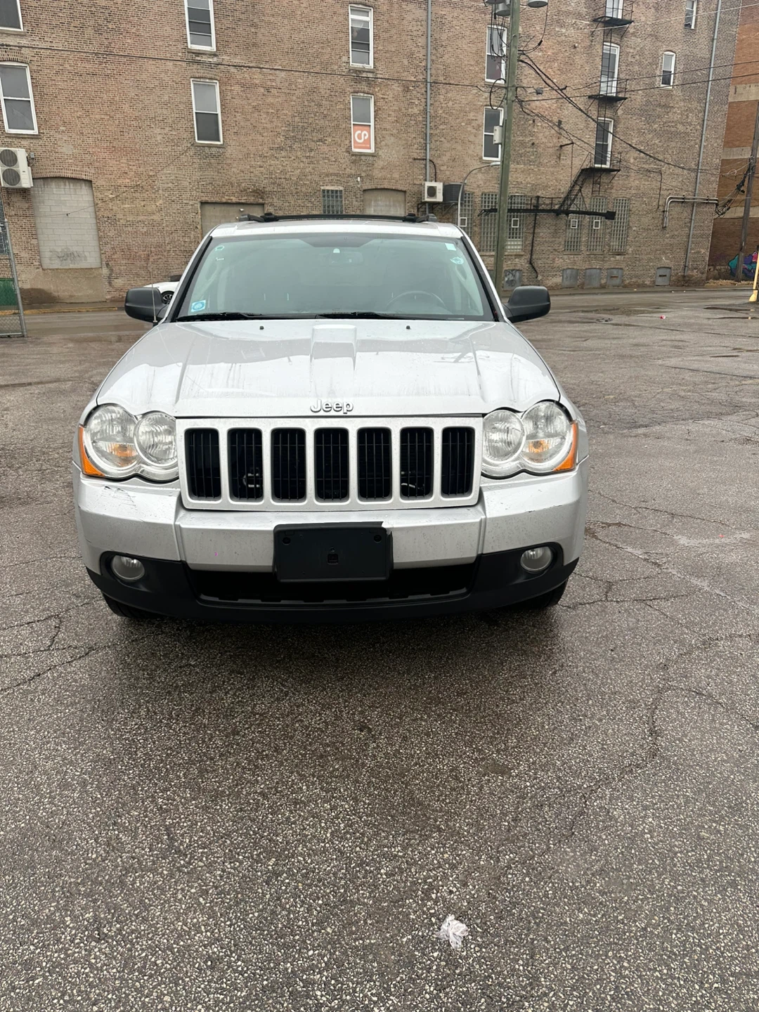 2009 Silver Jeep Grand Cherokee SUV 106k - photo 5