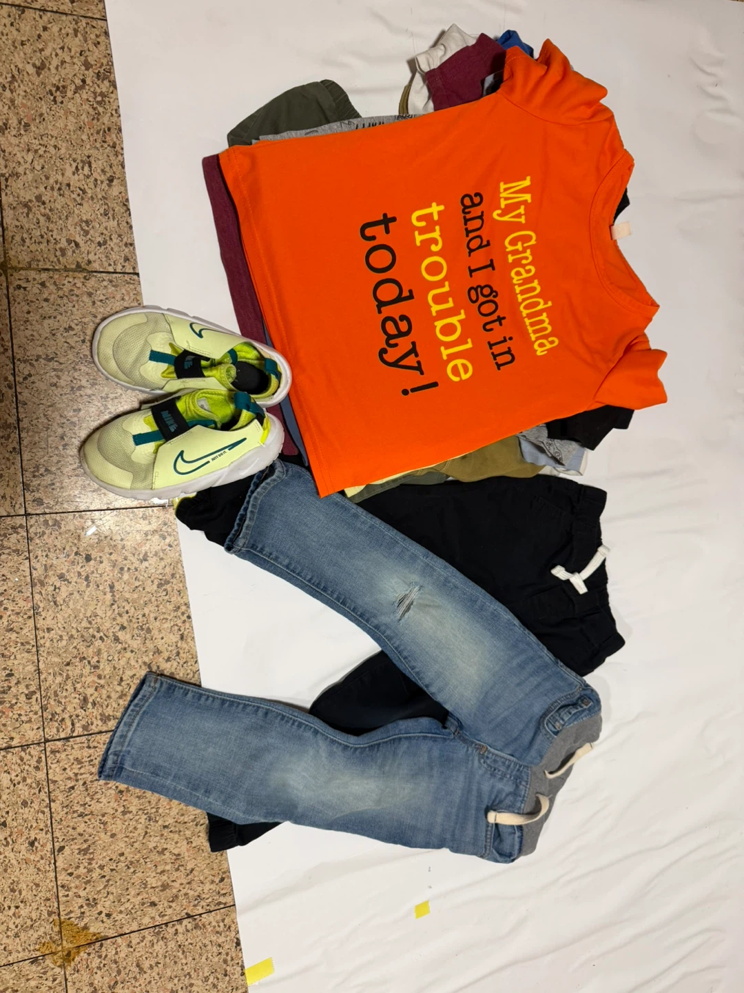 Ropa para niños de 3 a 4 años. - photo 2