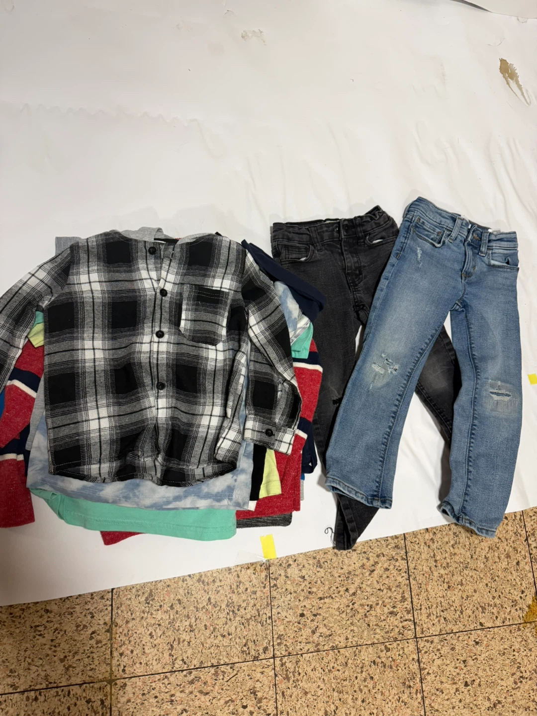 Ropa para niños de 3 a 4 años. - photo 3