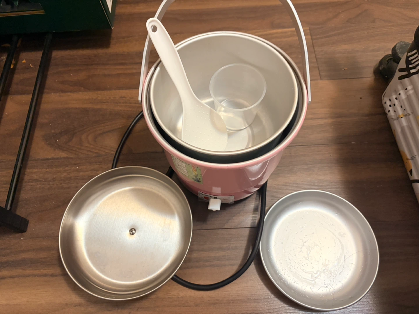 Pink Electric Rice Cooker with Steamer Pot
