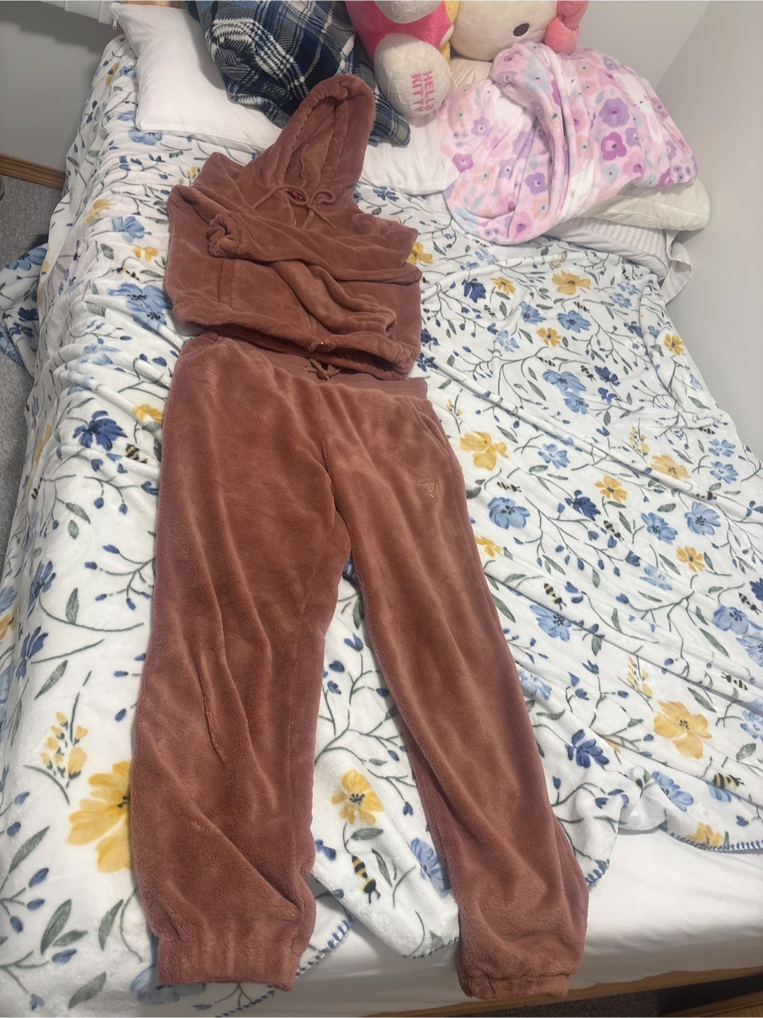 Guess Velour Hoodie and Pants Set size small - photo 2