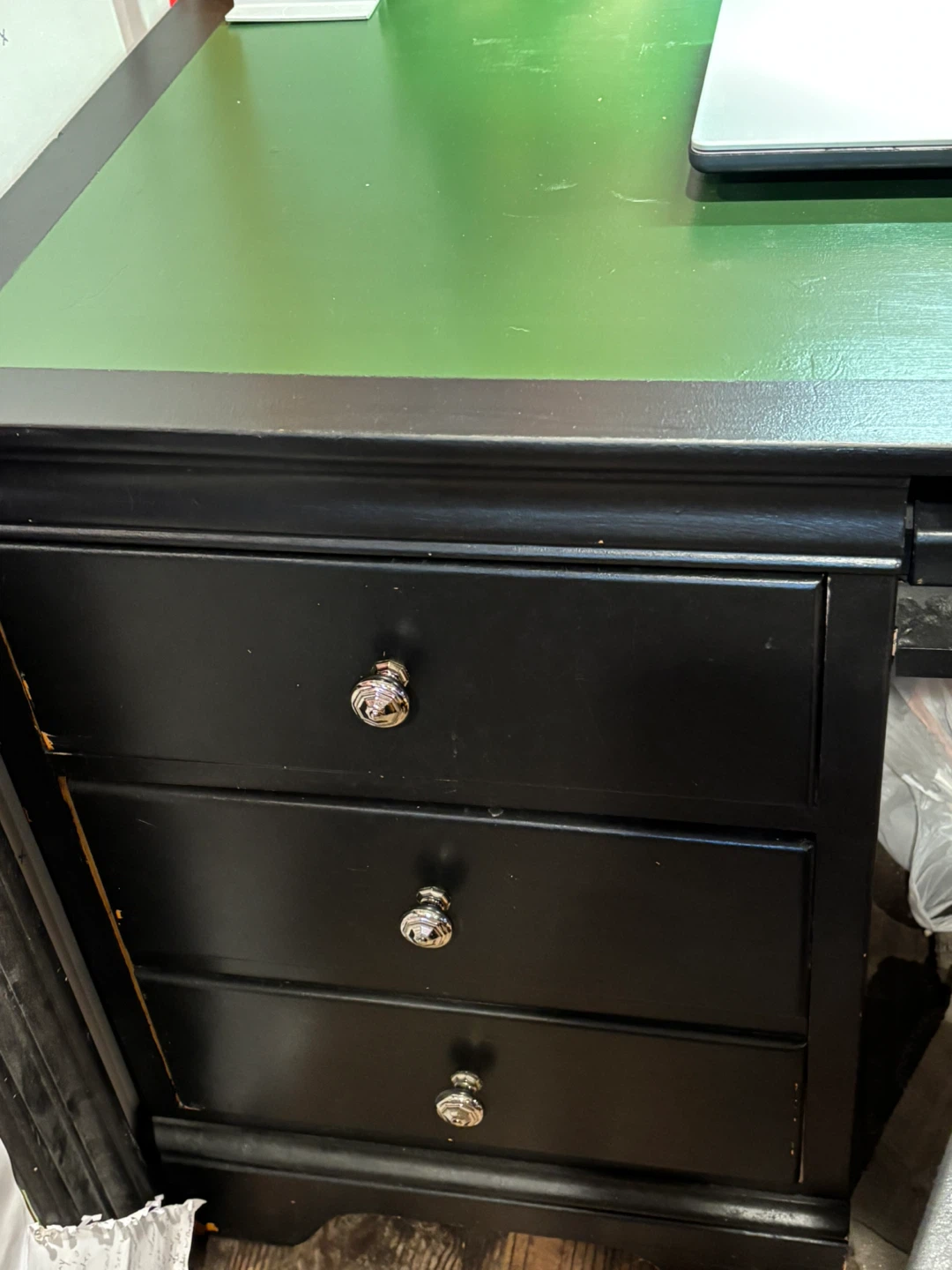 Stanley Furniture Desk with Green Top and Drawers - photo 5