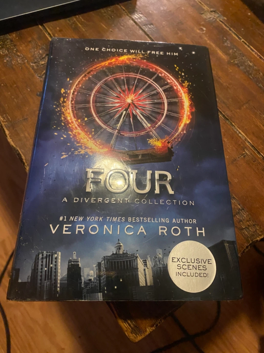 Divergent Series Books by Veronica Roth - photo 5