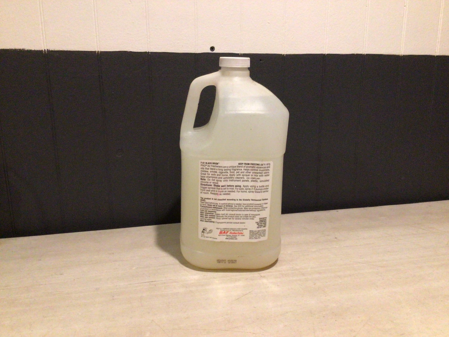 Air freshener….1 gallon - photo 2