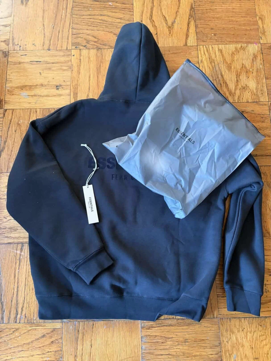Black essentials - photo 2
