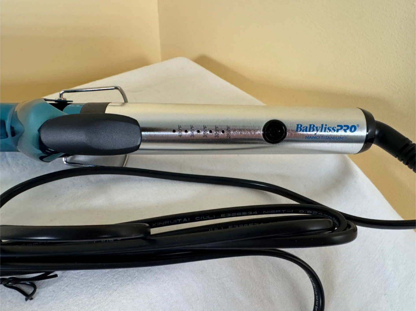 BaBylissPRO Nano Titanium Curling Iron