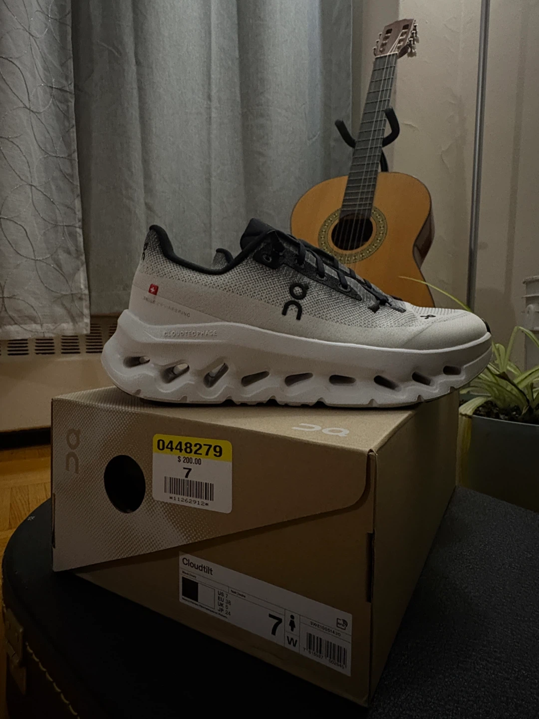 On Cloudtilt Running Shoes Women's Size 7 White - photo 4
