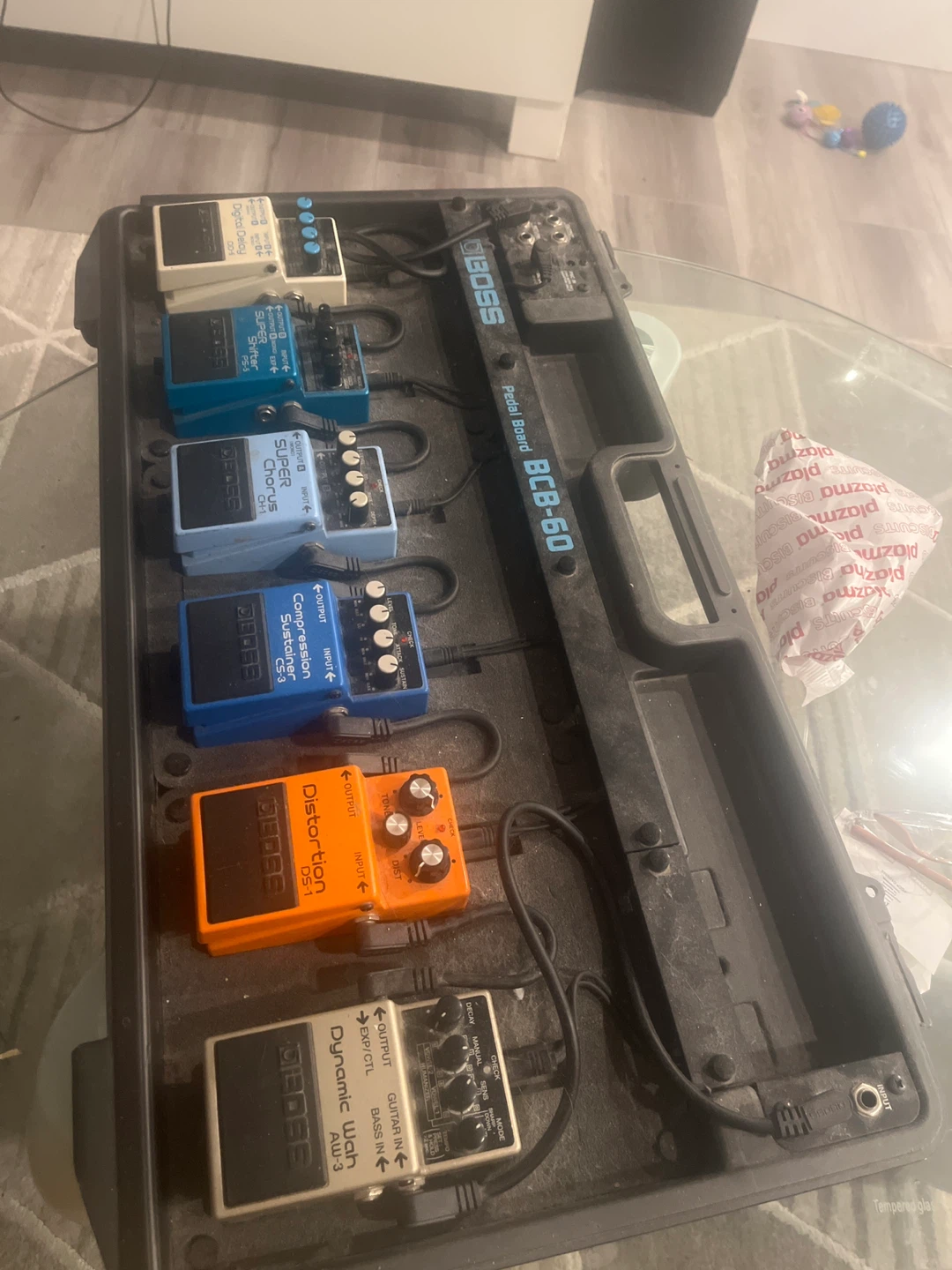 BOSS BCB-60 Pedal Board with 6 Effects Pedals