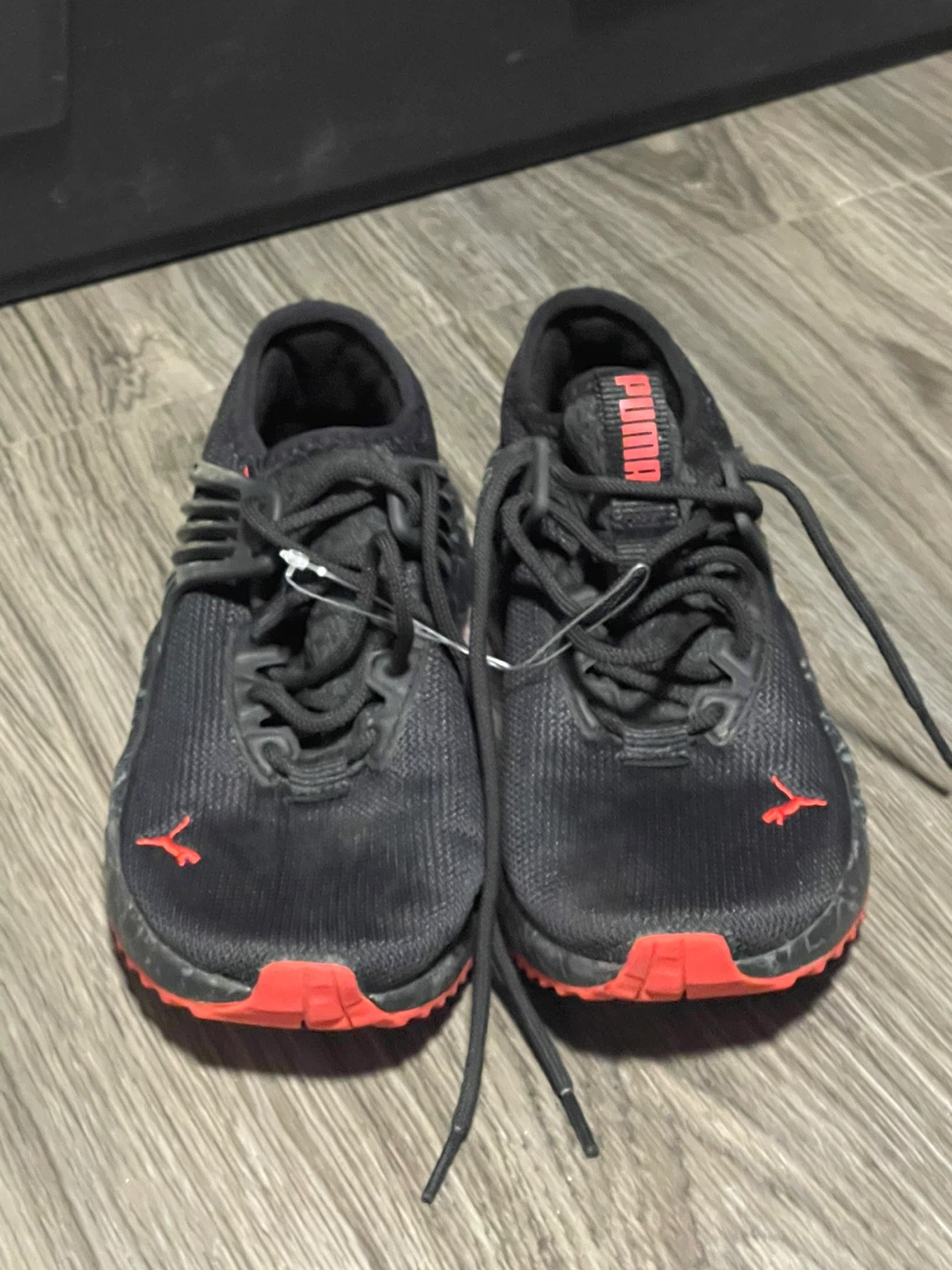 Puma Black & Red Athletic Shoes size 4C - photo 2