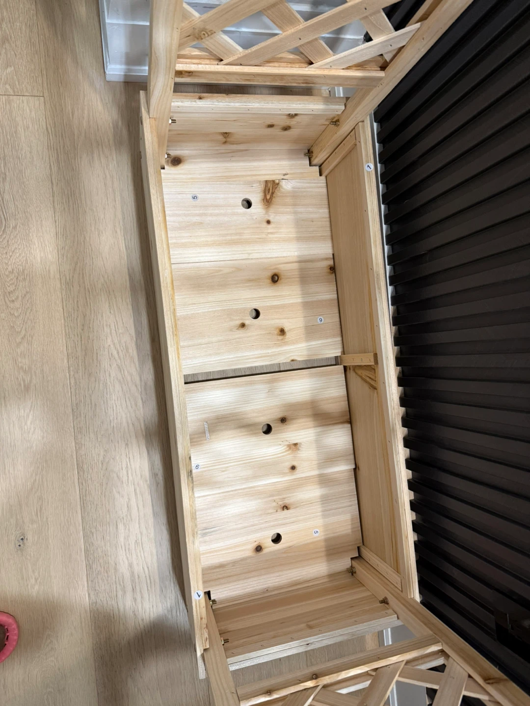 Wooden Garden Planter Box with Trellis - photo 3