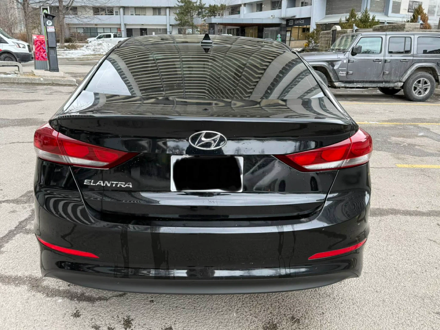🚨2018 Black Hyundai Elantra🚨 - photo 2