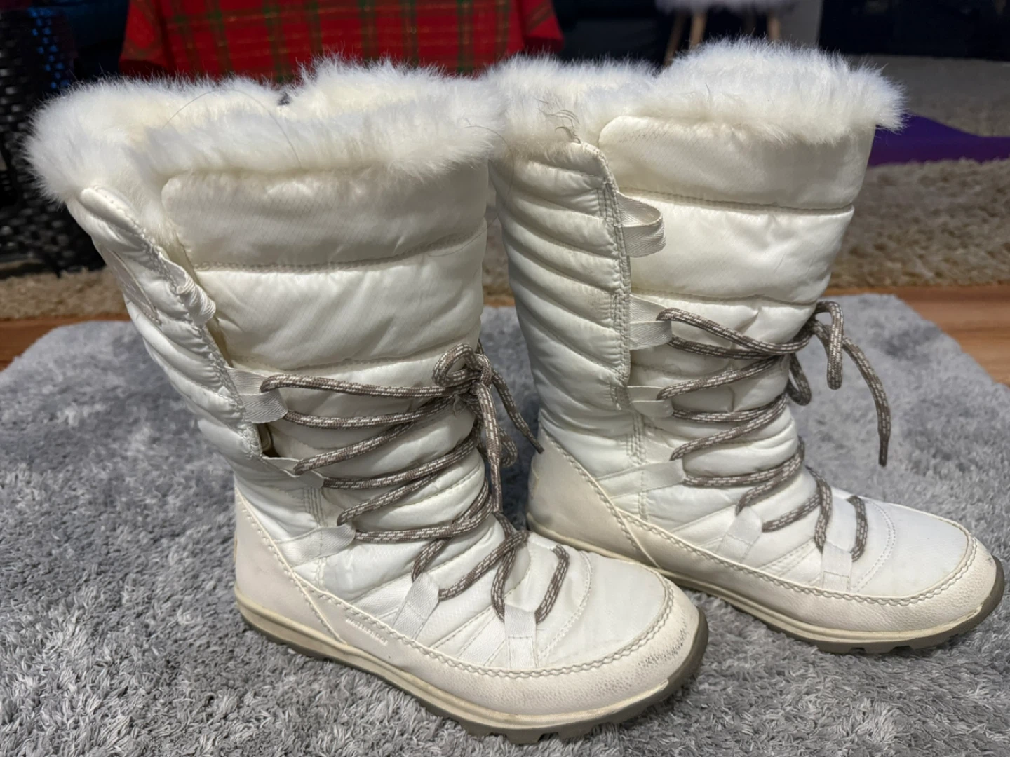 Sorel White Puffy Winter Boots with Fur Trim - photo 3