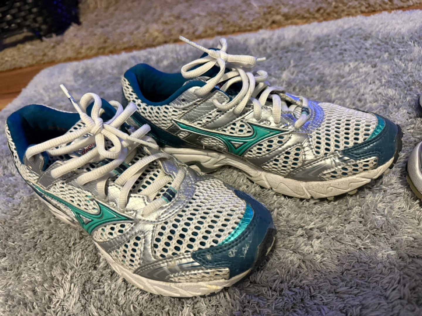 Mizuno Running Shoes - photo 3