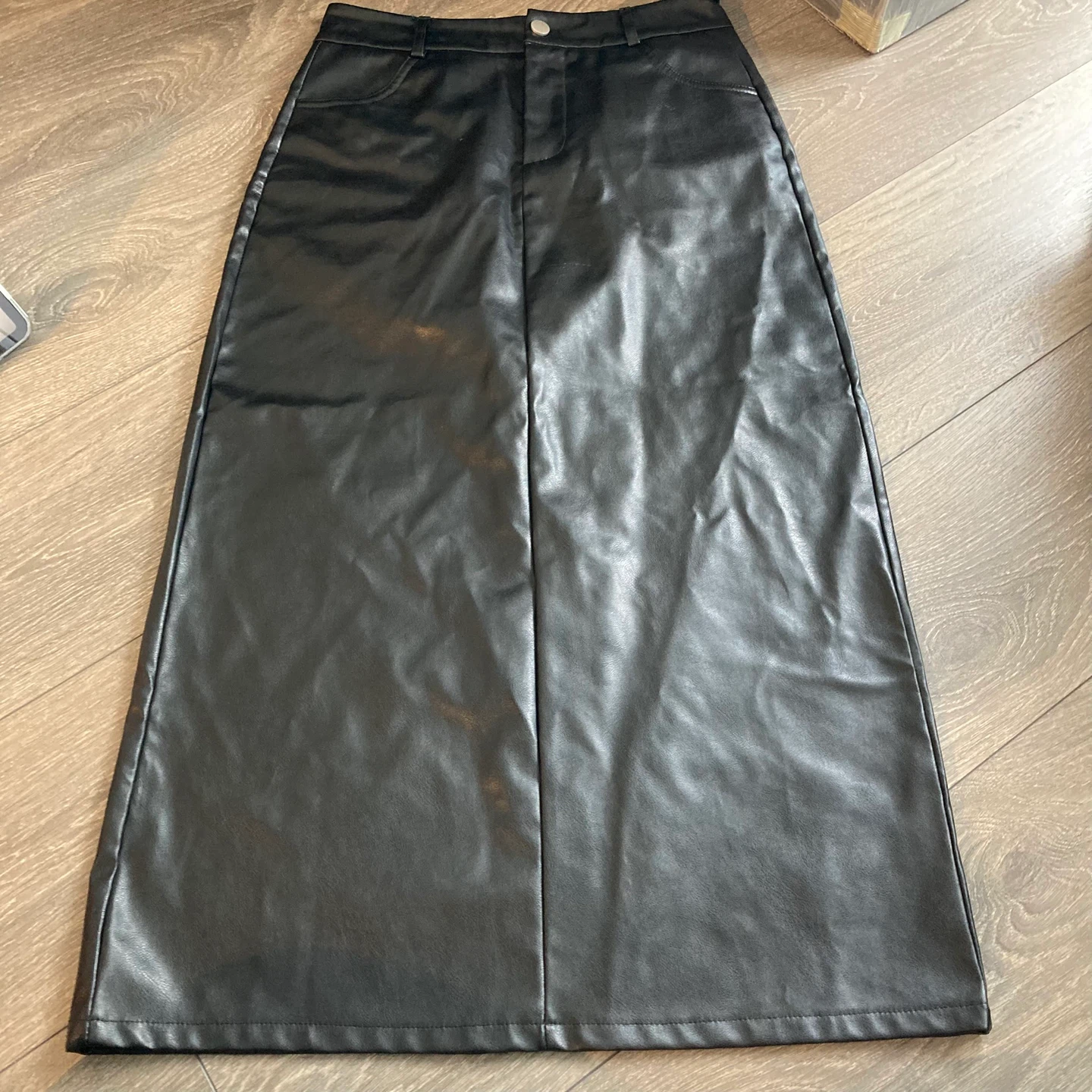 Black stretchy Leather Midi Skirt
