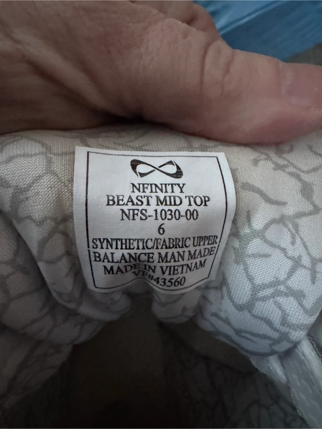 Nfinity Beast Mid Top Cheerleading Shoes Size 6 - photo 5