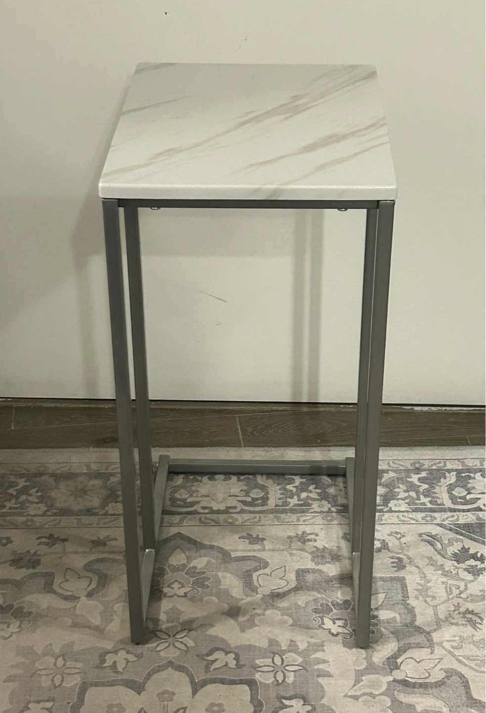 C-Shaped Side Table - photo 3