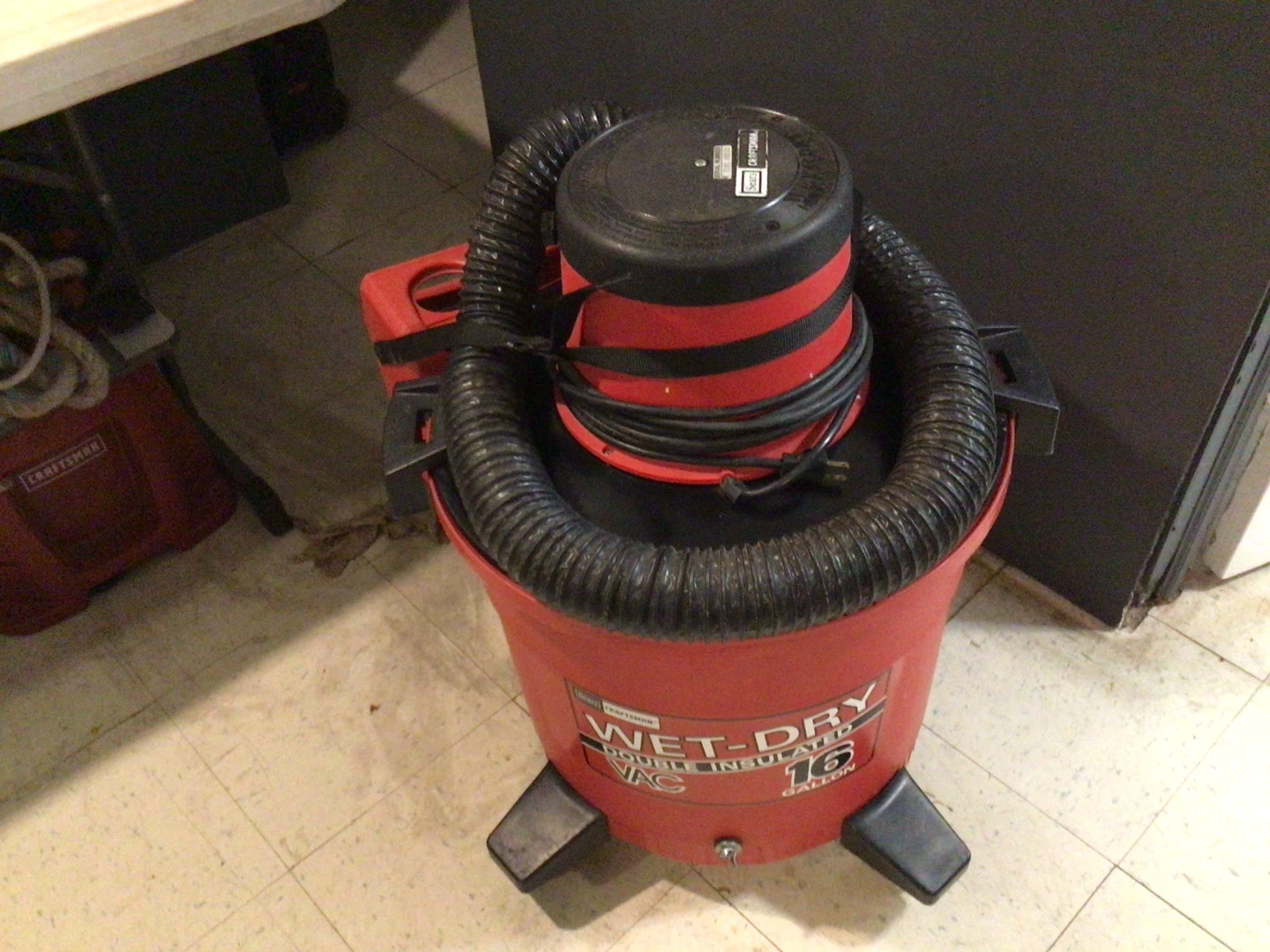 Craftsman wet dry vac.. 16 gls. - photo 2