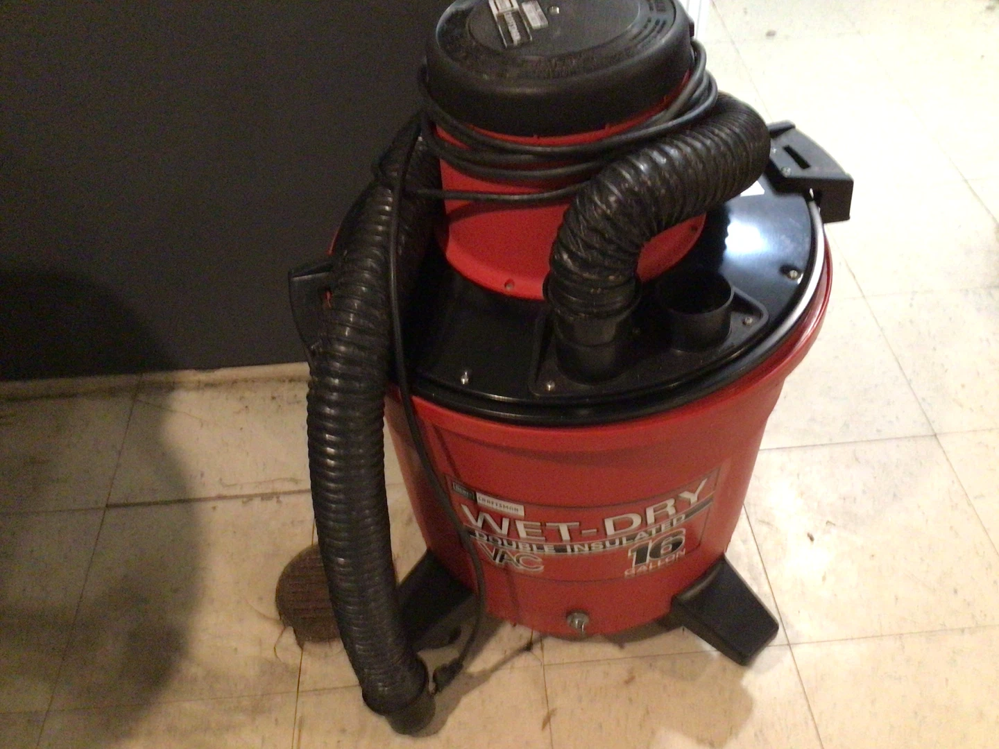 Craftsman wet dry vac.. 16 gls. - photo 3