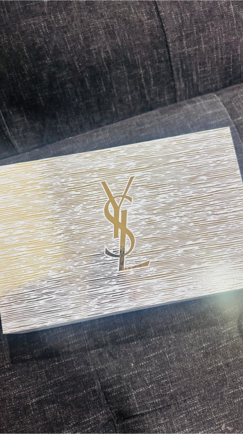 Yves Saint Laurent Fragrance Gift Set - photo 2