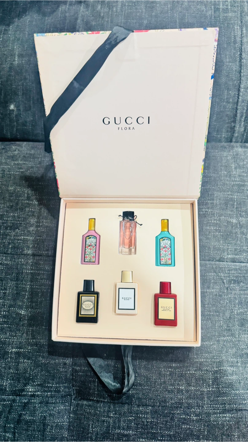 Gucci Flora Perfume Miniature Set