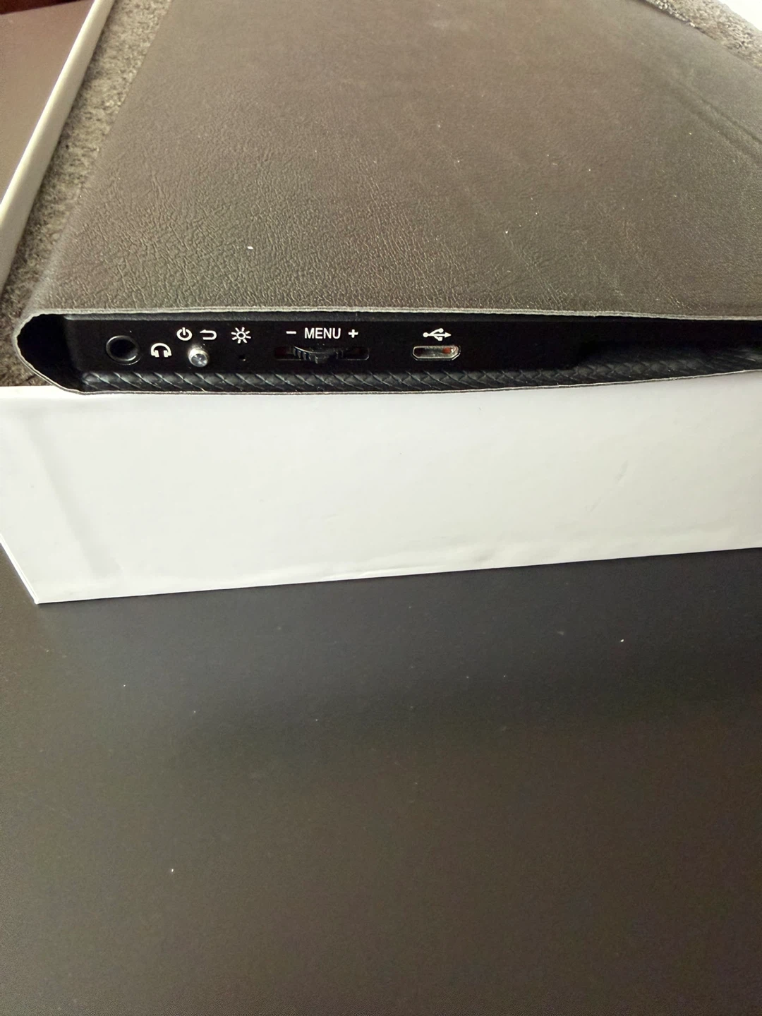 Portable Monitor with HDMI and USB-C - photo 3