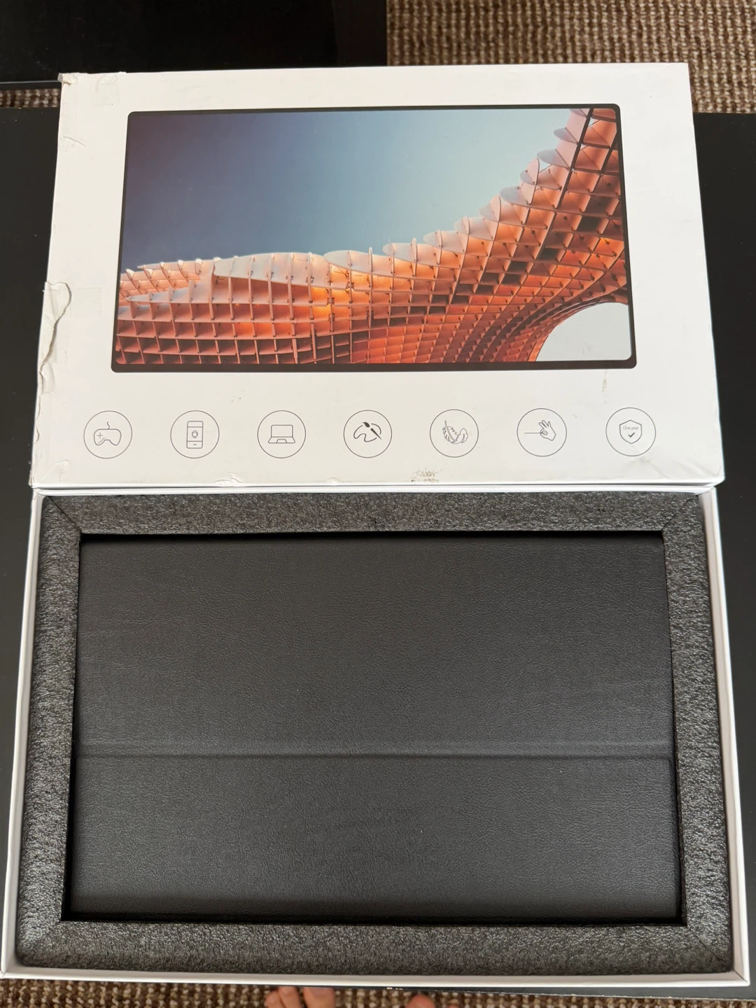 Portable Monitor with HDMI and USB-C - photo 5